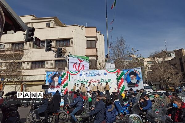آخرین راهپیمایی 22 بهمن قرن