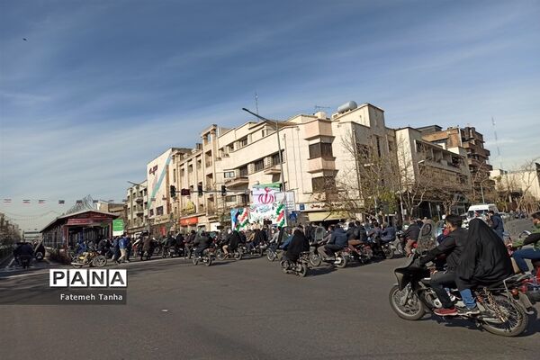 آخرین راهپیمایی 22 بهمن قرن