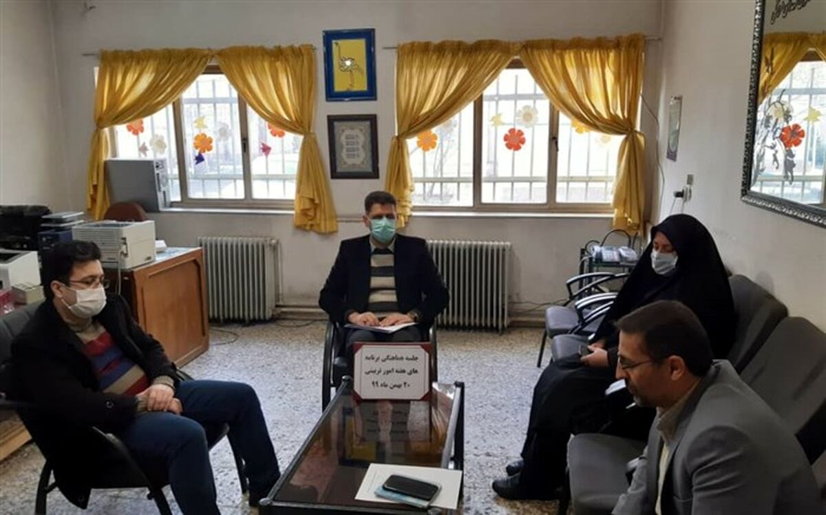 تجلیل از همکاران فعال و بازنشستگان عرصه پرورش و تربیت در ملارد