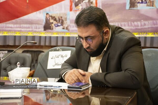 نشست اصحاب رسانه با فرماندار شهرستان محلات