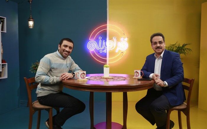 مجری به خانه بر می گردیم در شبکه پنج قرنطینه شد