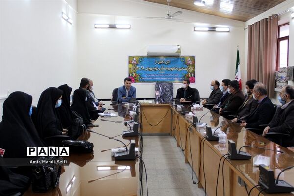 تجلیل از منتخبان حوزه پرورشی و مربیان پیشتاز در محمودآباد