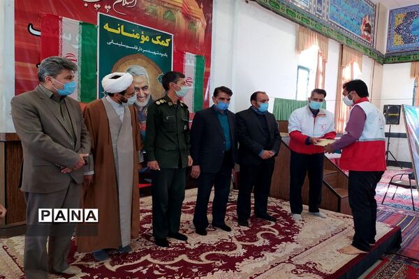 تهیه و توزیع بسته های معیشتی بین نیازمندان شهرستان خوسف استان خراسان جنوبی
