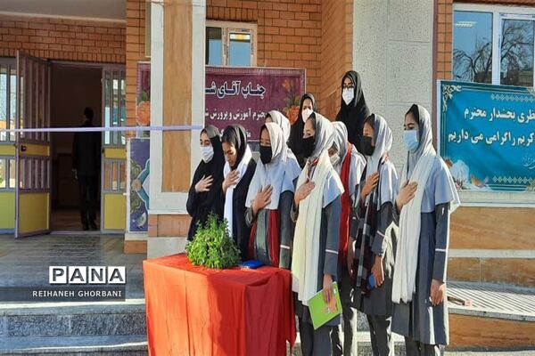 افتتاح آموزشگاه شهدای بانک رفاه کارگران روستای منجیل آباد شهرستان رباط کریم