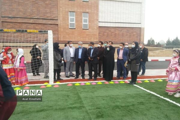 آیین افتتاح زمین چمن مدرسه  شهید محسن فخری زاده در شهریار