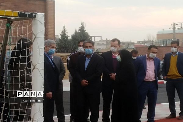 آیین افتتاح زمین چمن مدرسه  شهید محسن فخری زاده در شهریار