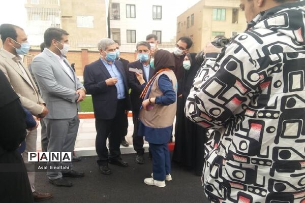 آیین افتتاح زمین چمن مدرسه  شهید محسن فخری زاده در شهریار