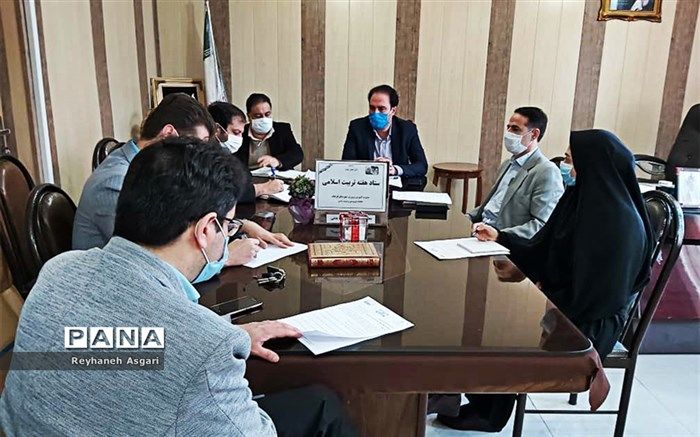 تشکیل ستاد اجرایی گرامیداشت هفته‌ تربیت اسلامی در قرچک