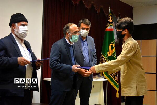 اختتامیه نمایشگاه مدافعان انقلاب اسلامی در بیرجند استان خراسان جنوبی