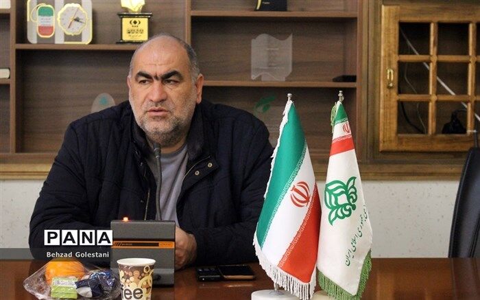 نمایندگان مجامع مربیان و اعضاء تصمیم سازان سازمان دانش آموزی هستند