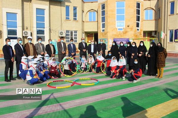 بازدید مدیرکل تربیت بدنی و فعالیت‌های ورزشی وزارت آموزش و پرورش  از مدرسه شهید معینی  بوشهر