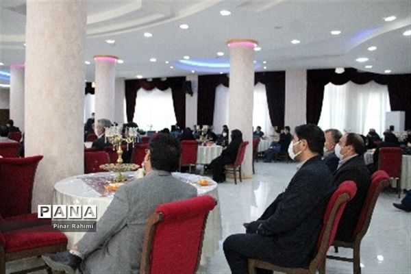 آیین رونمایی و انتشار مجموعه آثار تولید محتوای الکترونیکی آذربایجان شرقی