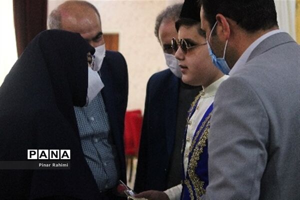 آیین رونمایی و انتشار مجموعه آثار تولید محتوای الکترونیکی آذربایجان شرقی