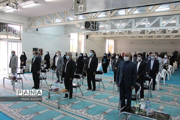 تقدیر ازرتبه‌های برترکنکورسال جاری دبیرستان استعدادهای درخشان