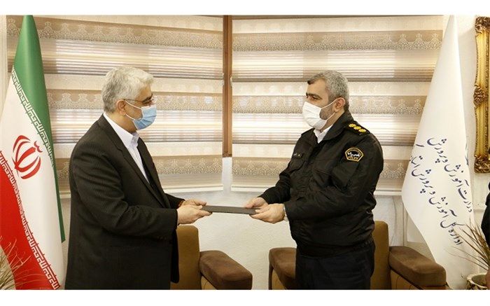 امضای تفاهم نامه همکاری میان آموزش و پرورش گیلان و پلیس راه استان