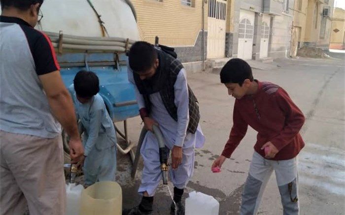 ۶۰ تیم سیار آبرسانی سقایی در زاهدان را انجام می‌دهند