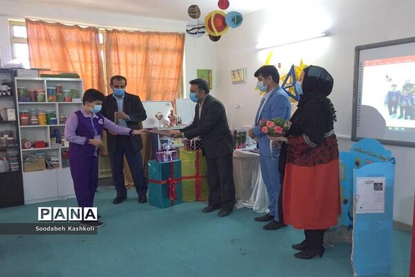 تقدیر از دانشمندان و پژوهشگران کوچک دبستان شهید کاوه بوشهر