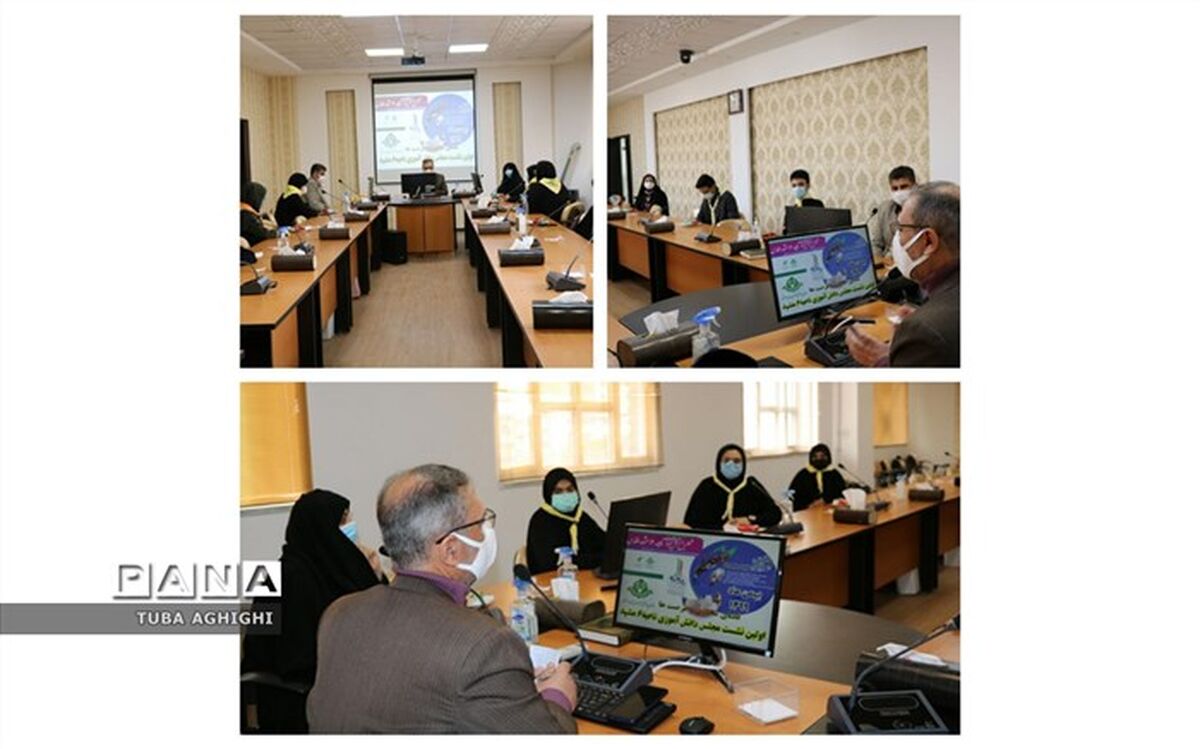 فضای مجازی؛ چالشی بزرگ  پیش روی دست اندرکاران تعلیم وتربیت