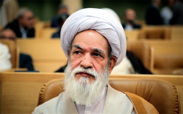 گلایه عضو جامعه روحانیت از حدادعادل: قبایی برای انتخابات ندوخته‌ایم