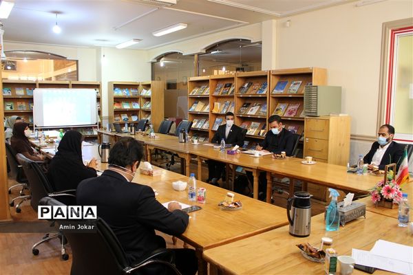 جلسه شورای برنامه‌ریزی سازمان دانش‌آموزی استان فارس