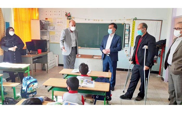 بازدید مدیرکل آموزش‌وپرورش استان  اصفهان از منطقه جرقویه‌علیا