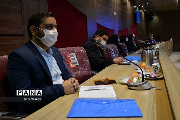 جلسه معاونان پرورشی مناطق 21 گانه شهرستان‌های تهران در شهریار