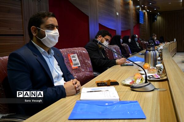 جلسه معاونان پرورشی مناطق 21 گانه شهرستان‌های تهران در شهریار