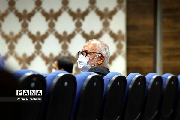 آیین تجلیل از نیم قرن خدمات آموزشی و فرهنگی علی اصغر فانی