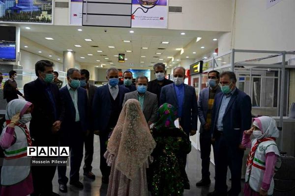 مراسم استقبال ازعلیرضا کاظمی معاون پرورشی فرهنگی وزارت آموزش و پرورش درفرودگاه بیرجند