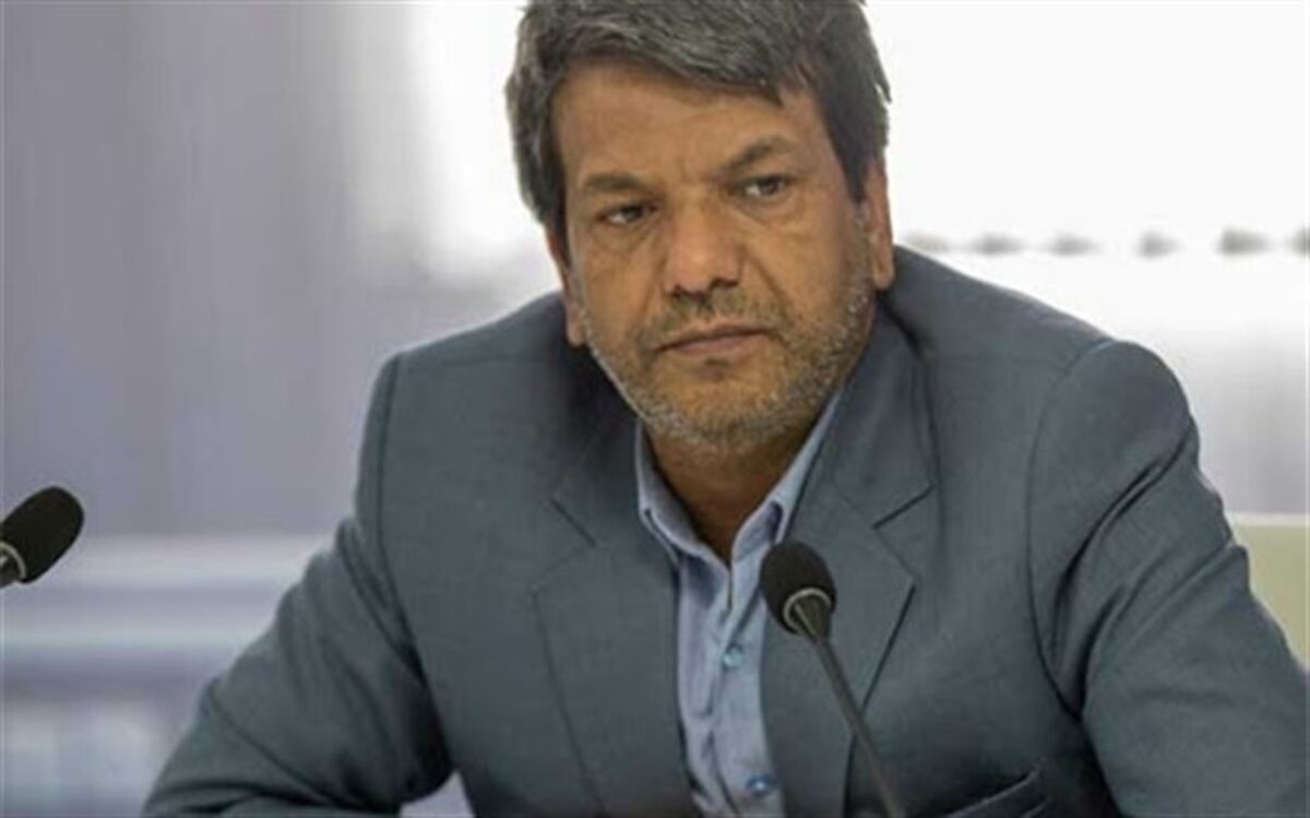 یک نماینده مجلس: عشق معلم اگر با هنر در آمیزد دیگر در قاموس لغت نمی‌گنجد
