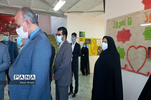 بازدید معاون پرورشی و فرهنگی وزارت آموزش و پرورش از دبیرستان حضرت فاطمه زهرا (س)
