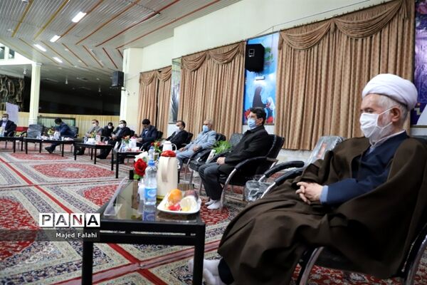 نشست هم‌اندیشی معاونان پرورشی ادوار پس از انقلاب آموزش و پرورش خراسان رضوی
