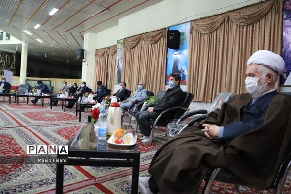 نشست هم‌اندیشی معاونان پرورشی ادوار پس از انقلاب آموزش و پرورش خراسان رضوی
