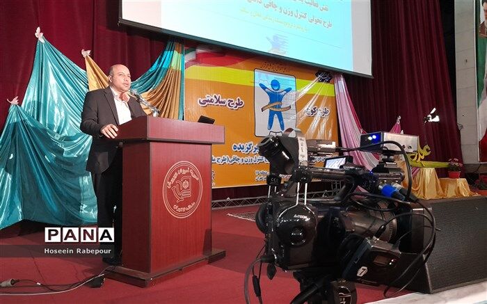 اوقات فراغت غیرفعال، نسل هزاره سوم را با اضافه وزن، چاقی و ناهنجاری های اسکلتی مواجه کرد