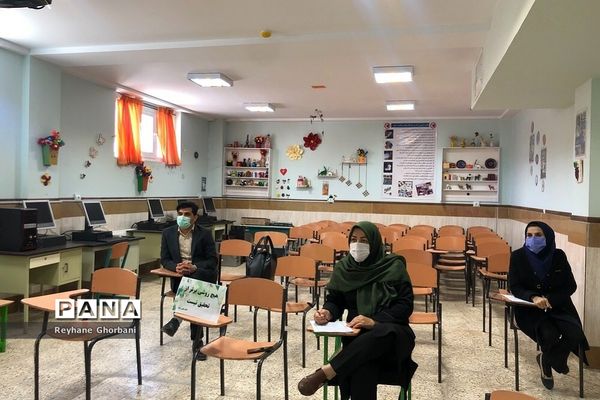 برگزاری داوری مرحله منطقه ای جشنواره نوجوان خوارزمی در رباط کریم