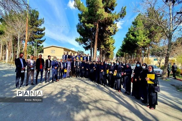 اختتامیه طرح‌های کارشناسی آموزش ابتدایی آموزش و پرورش ناحیه یک بهارستان