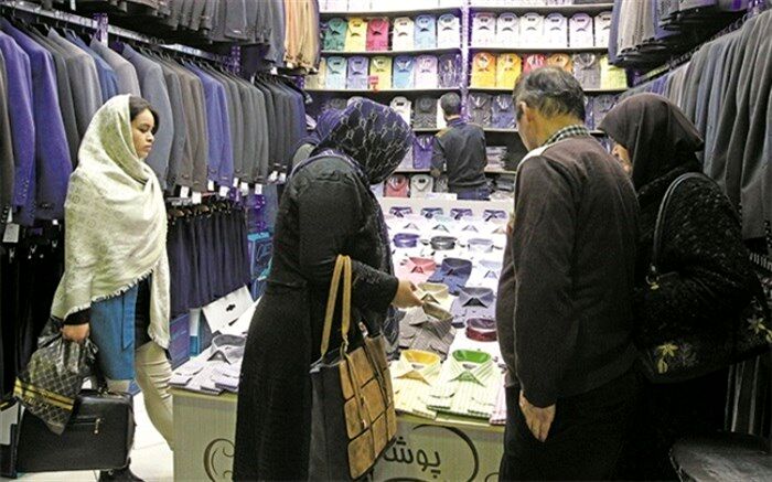 جنب و جوش خانواده‌ها در آستانه روز پدر