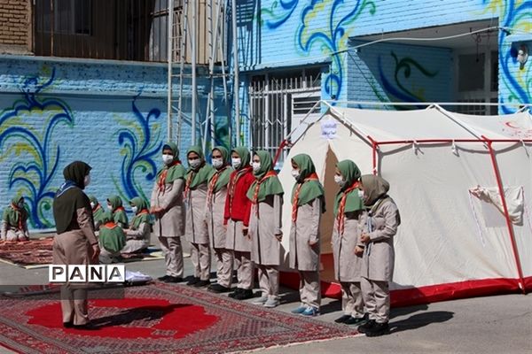 نمایشگاه دستاوردها و چکیده فعالیت‌های سازمان دانش‌آموزی استان کرمانشاه در سال 99