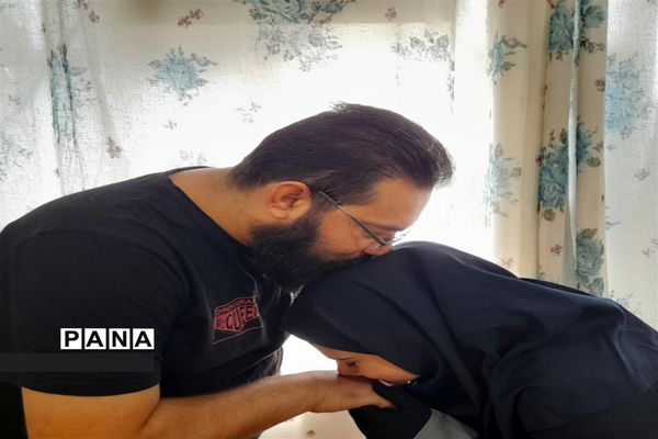 بزرگداشت مقام پدر توسط سازمان دانش آموزی شهرستان امیدیه