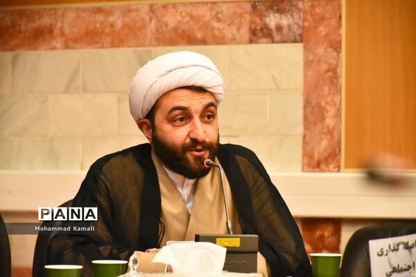 آیین تکریم و معارفه امام جمعه شهر نیم ور