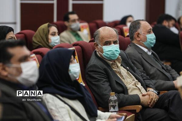 مراسم تقدیر از خیریه‌ها و تشکل‌های مردم نهاد همکار با جمعیت هلال احمر