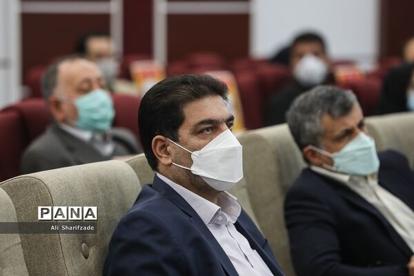 مراسم تقدیر از خیریه‌ها و تشکل‌های مردم نهاد همکار با جمعیت هلال احمر