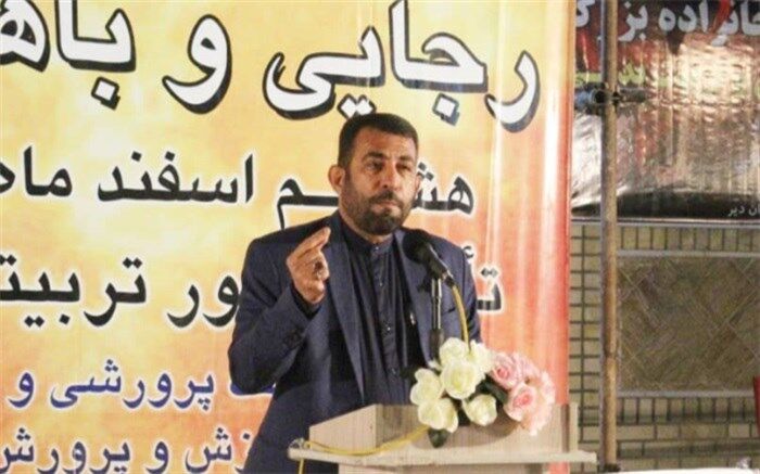 معاونان و مربیان پرورشی در تربیت دانش آموز تراز انقلاب اسلامی اهتمام دارند