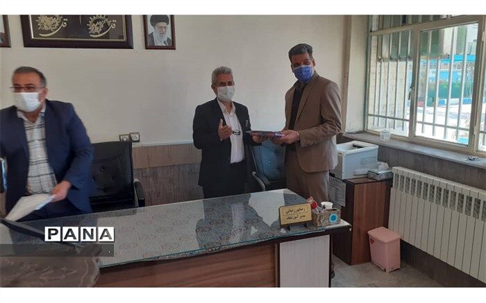 مراسم تجلیل از بازنشسته فرهنگی در دبستان حضرت قاسم ابن الحسن (ع)برگزار شد