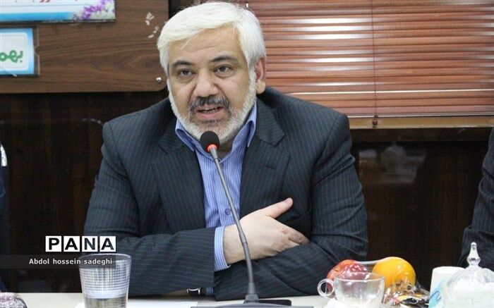 شناسایی معلمان فعال و تاثیر گذار در زیست‌بوم جدید