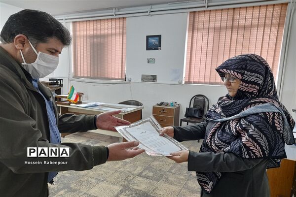 تقدیر از مربیان پرورشی 112 مدرسه منطقه 16 به مناسبت هفته تربیت اسلامی