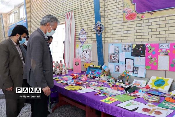 نمایشگاه دستاوردهای تدریس مجازی دانش آموزان در آباده