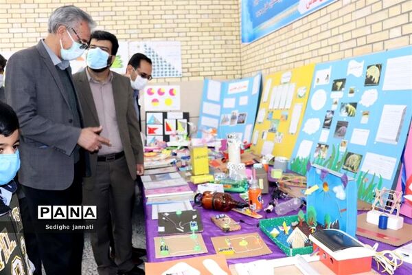 نمایشگاه دستاوردهای تدریس مجازی دانش آموزان در آباده