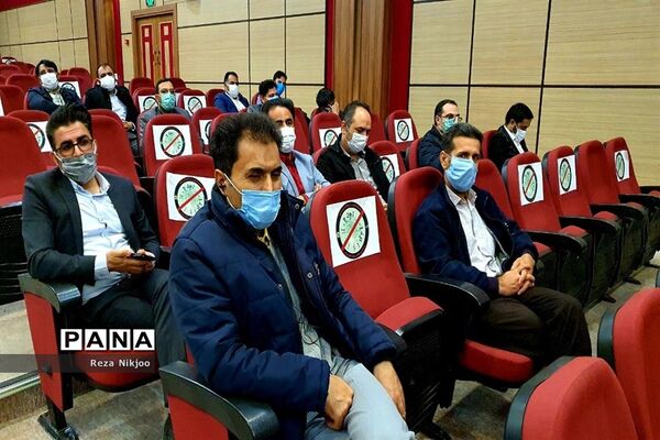 بزرگداشت هفته امور تربیتی در ناحیه یک بهارستان
