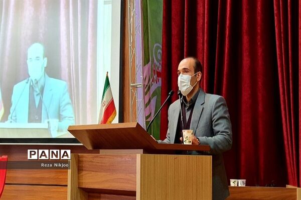 بزرگداشت هفته امور تربیتی در ناحیه یک بهارستان